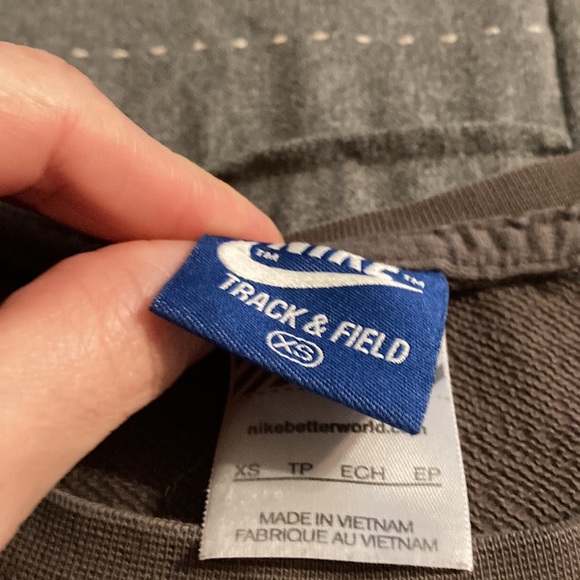 Cute vintage feeling Nike sweatshirt xs - Picture 3 of 3